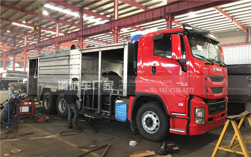 ��ʮ���ĭ�ɷ�(li��n)������܇���a(ch��n)�F(xi��n)��(ch��ng)